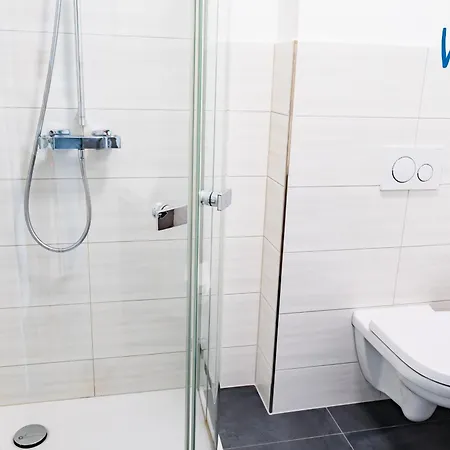 Am Gutspark Drankse Sonnenaufgang Und Sonnentag 아파트 드란스케