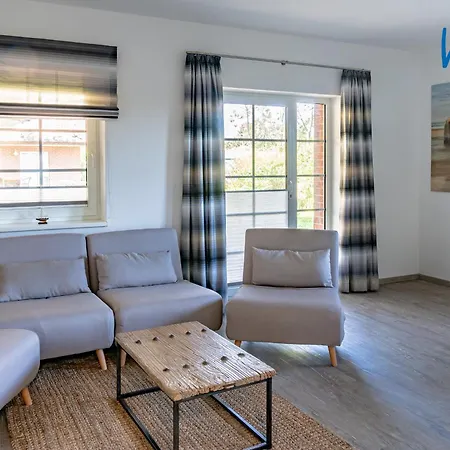 Apartment Am Gutspark Drankse Sonnenaufgang Und Sonnentag