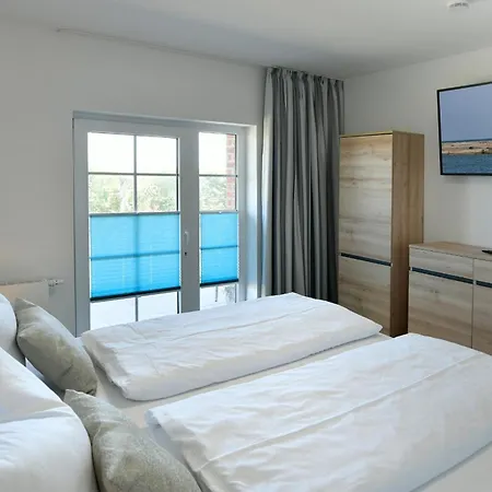 Am Gutspark Drankse Sonnenaufgang Und Sonnentag 아파트 드란스케