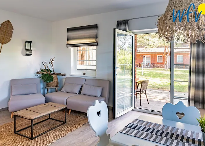 Am Gutspark Drankse Sonnenaufgang Und Sonnentag * Dranske